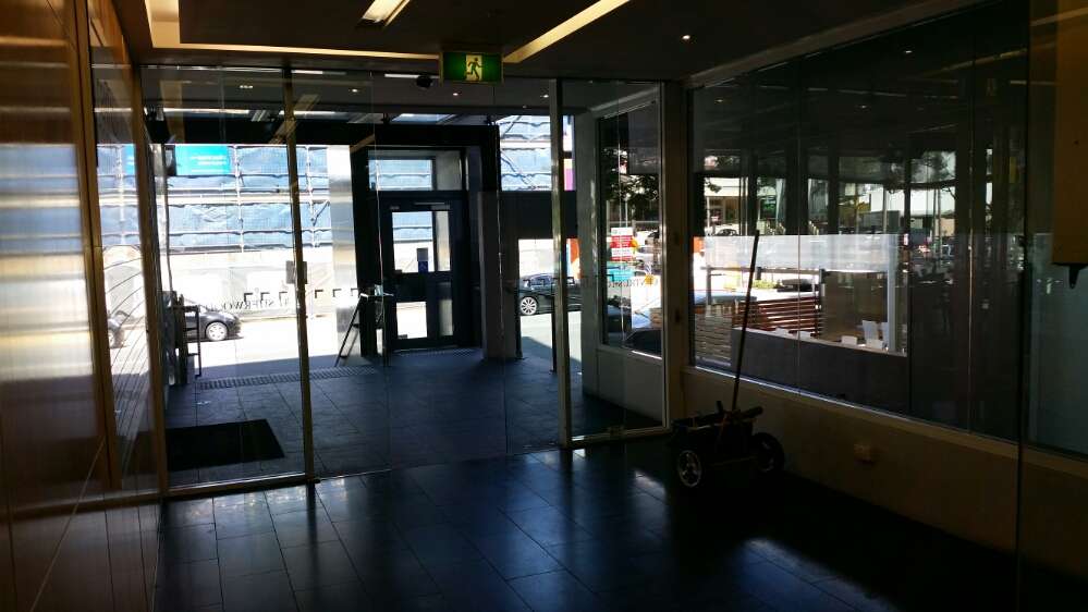 Toowong Commercial Window Cleaning by ICU
