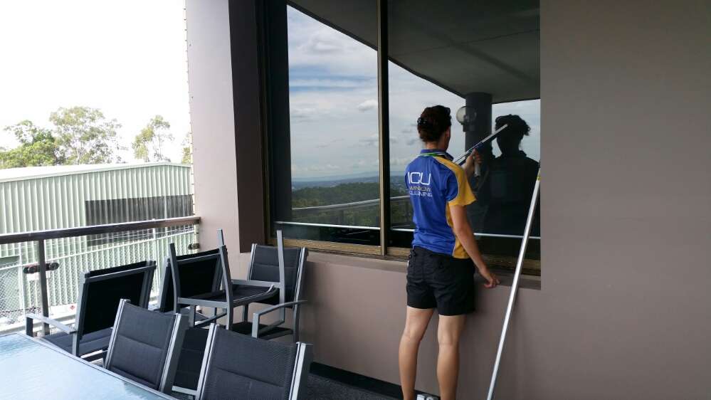 Channel Ten Window Cleaning By ICU
